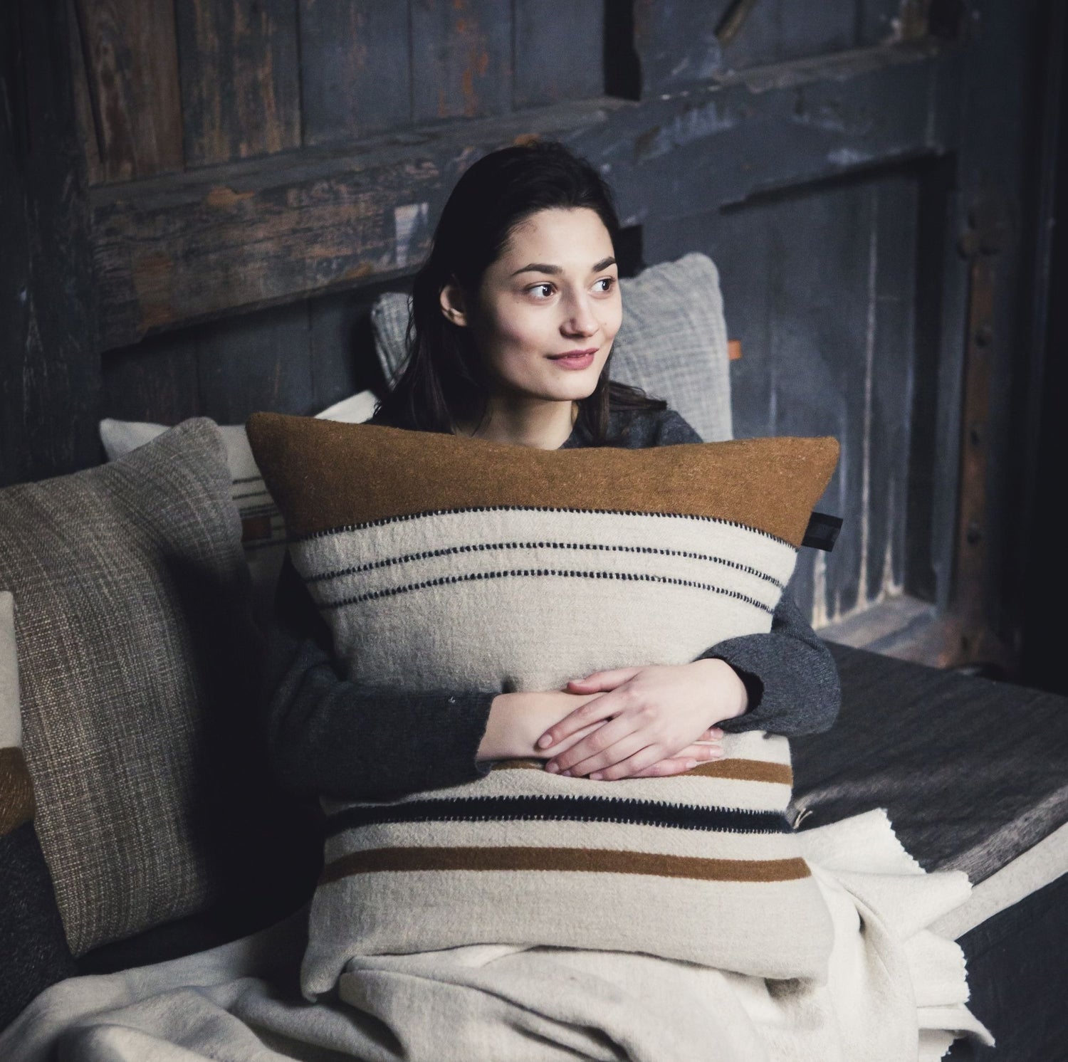 Foundry cushion cover 63x63