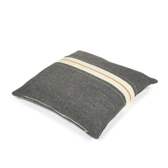 Luc cushion cover 63x63